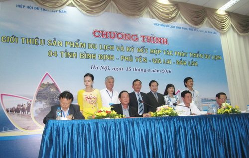 Lễ ký kết hợp tác phát triển du lịch 4 tỉnh Bình Định - Phú Yên - Gia Lai - Đắk Lắk